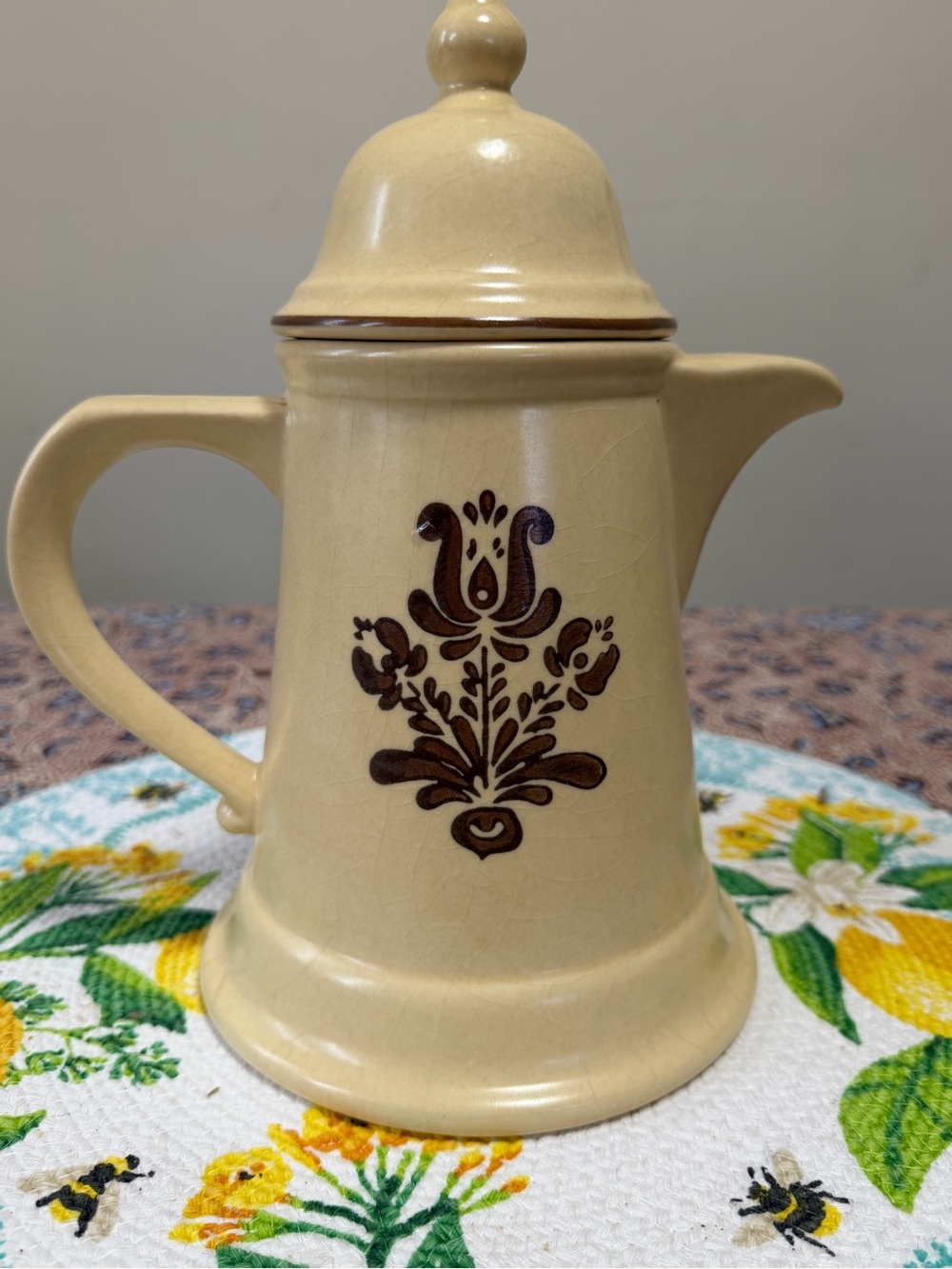 Pfaltzgraff Cream Country Village Coffee Pot